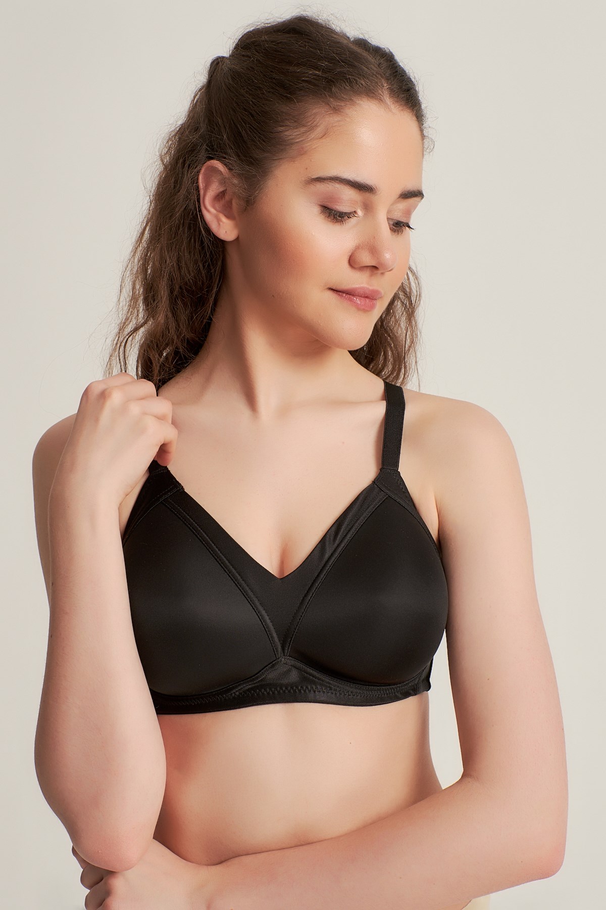 Kadın 901050 Toparlayıcı Telsiz Soft Cup Sütyen