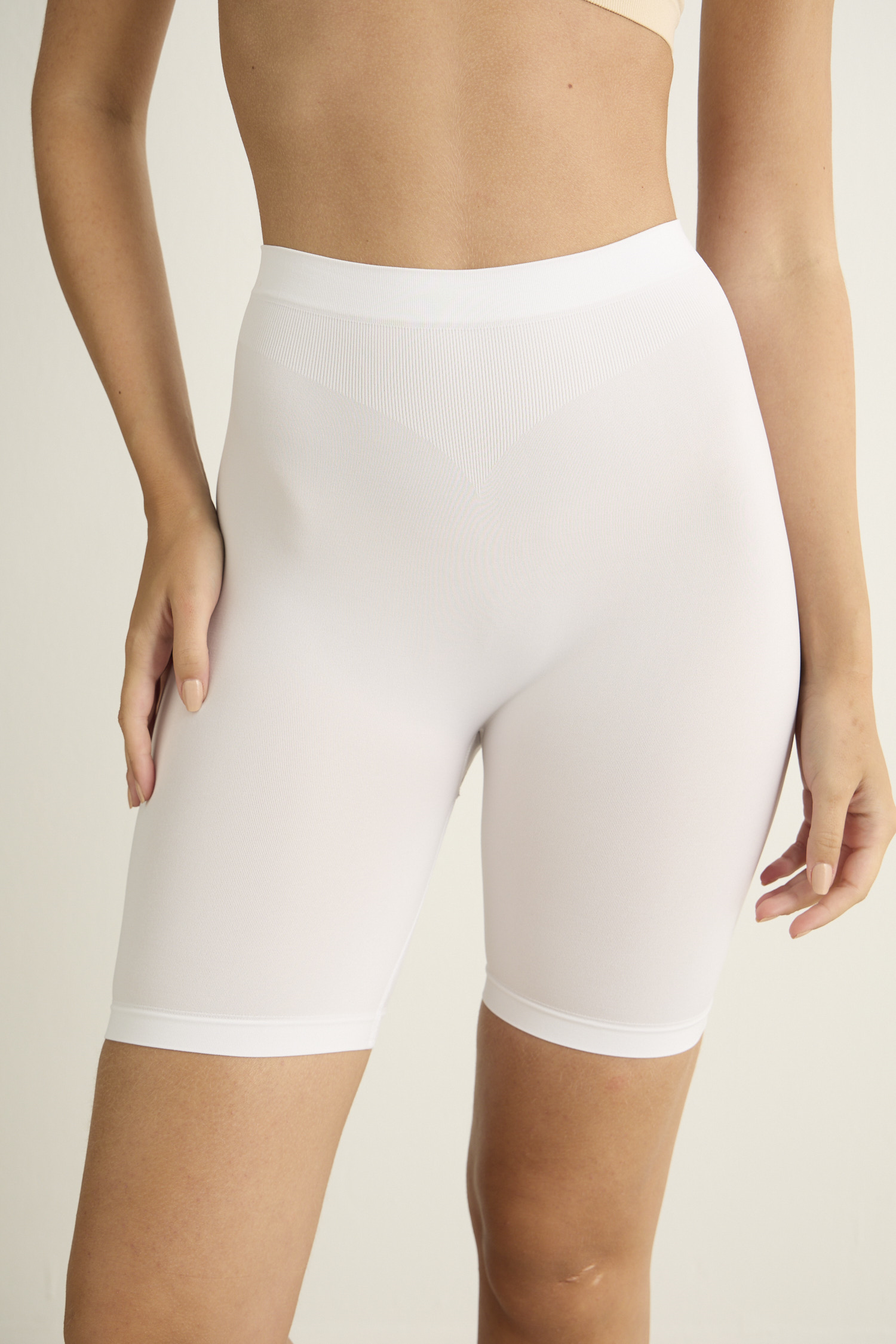 Kadın 11004 Paçalı Şort Korse