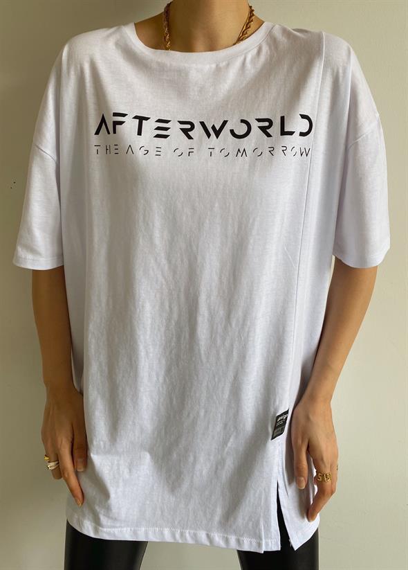 Beyaz After World Salaş Tshirt