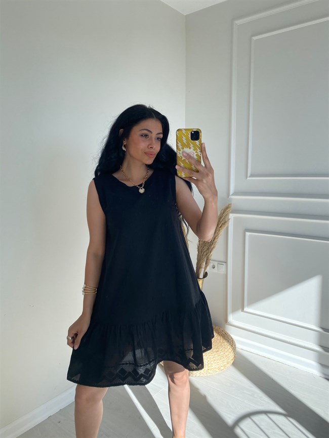 Siyah Desenli Kolsuz Ferah Elbise