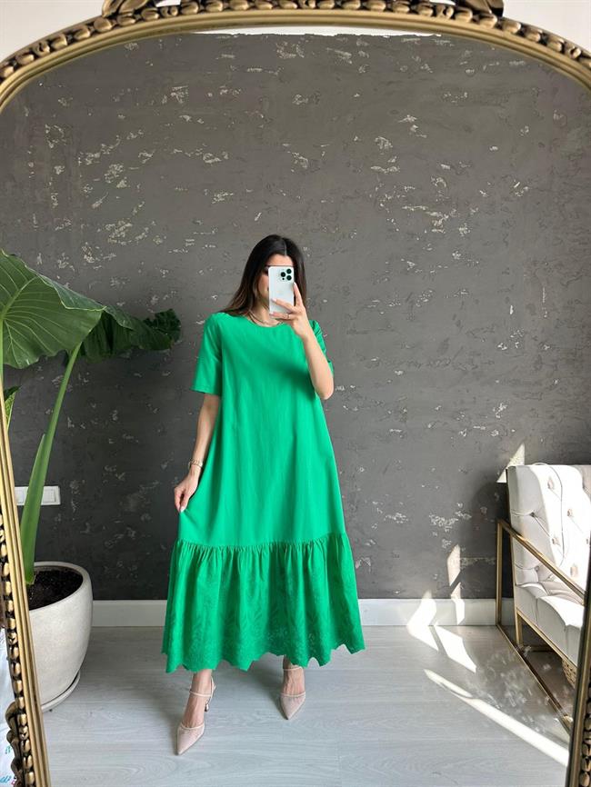 Yeşil Eteği Brodeli Elbise