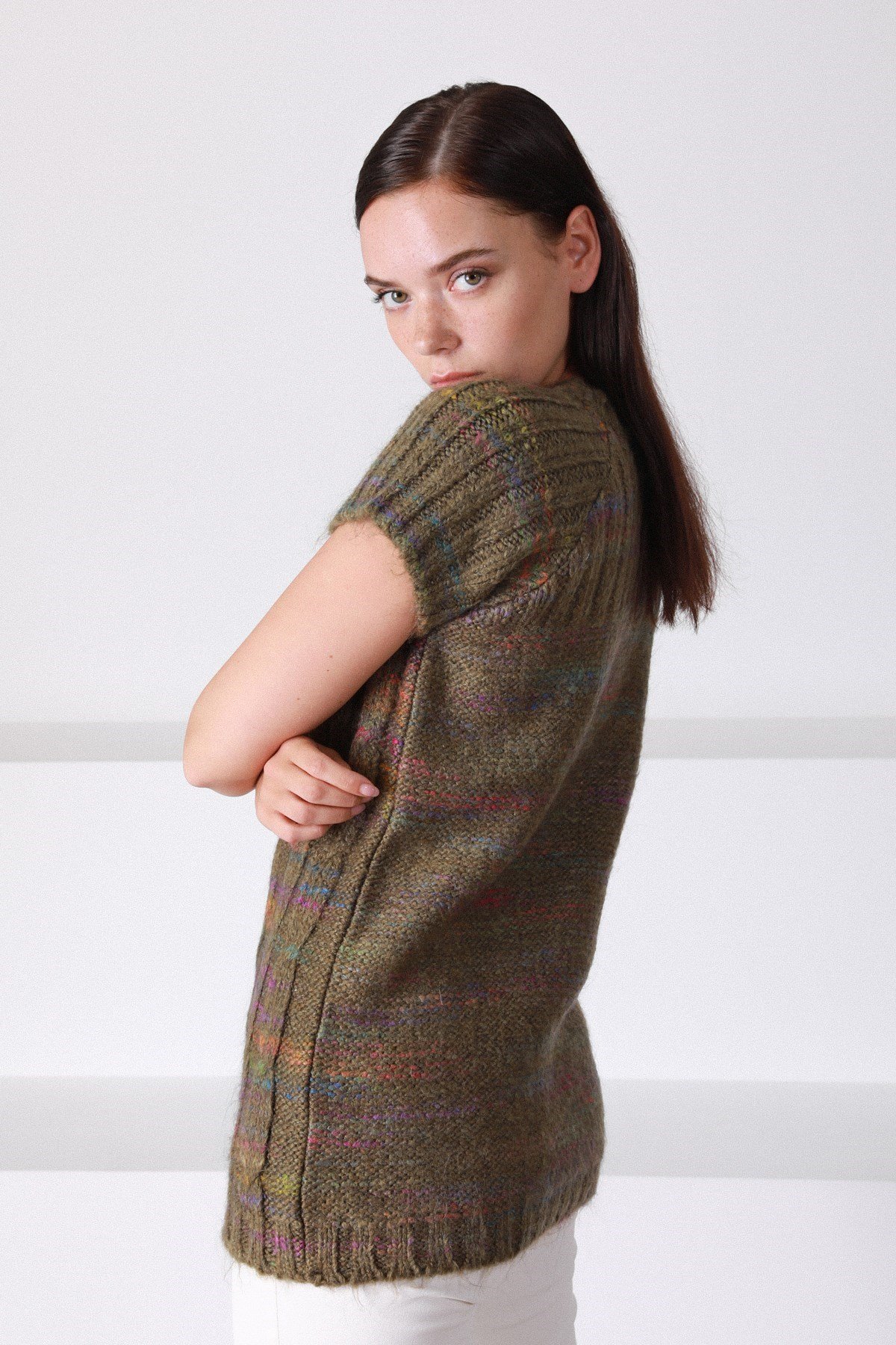 Ferraro Haki Yuvarlak Yaka Yünlü Kadın Triko Kazak