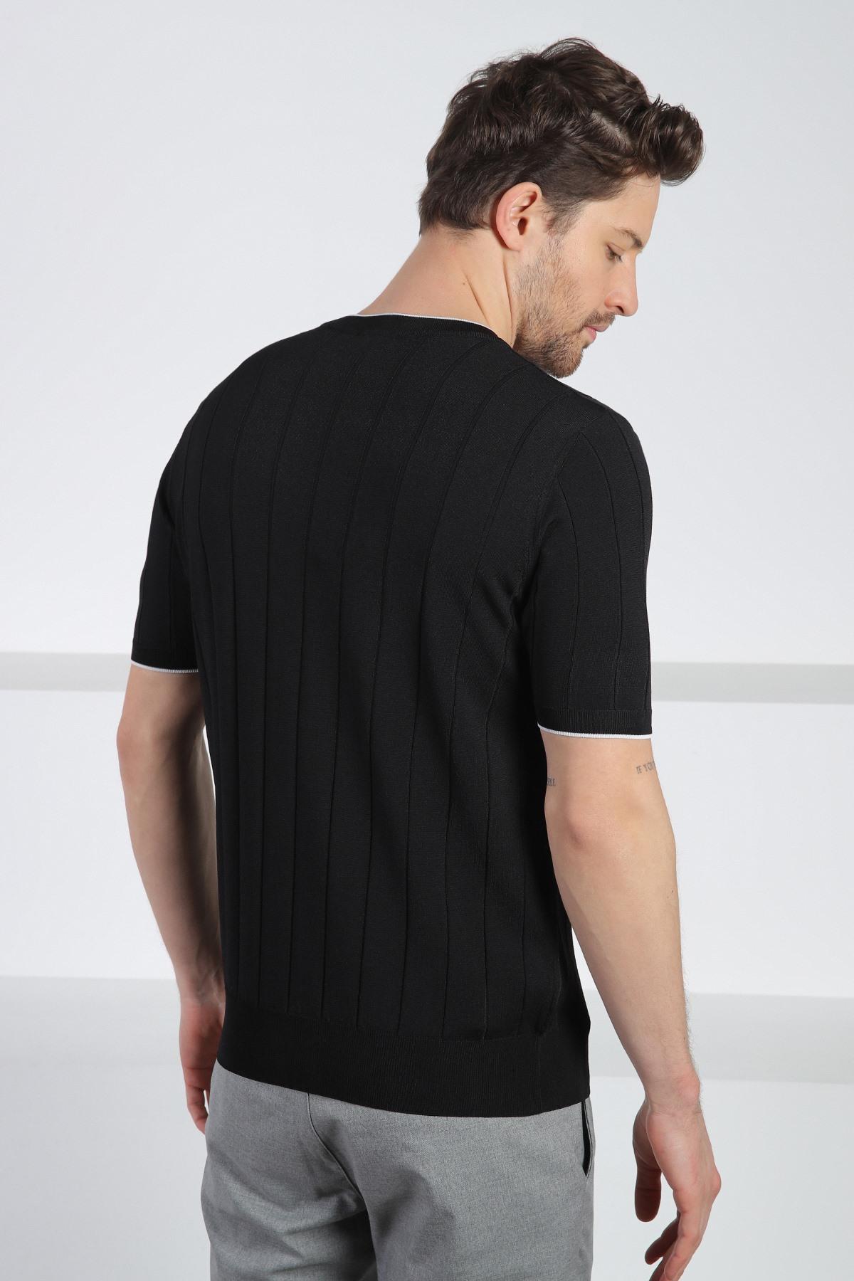 Ferraro Siyah Bisiklet Yaka Kısa Kol Erkek Viskon Triko T-Shirt
