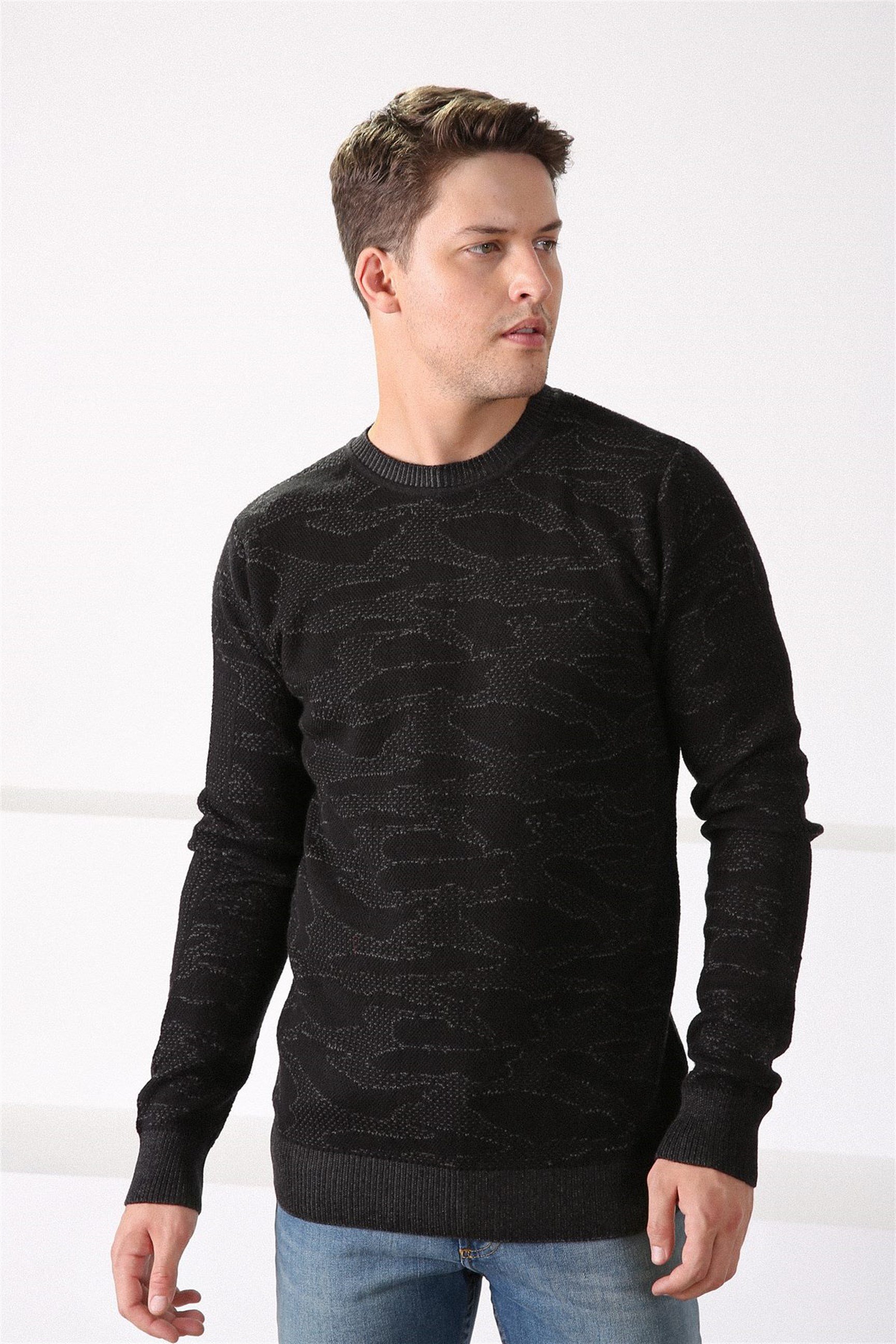 Ferraro Siyah Desenli Bisiklet Yaka Erkek Pamuk Kazak