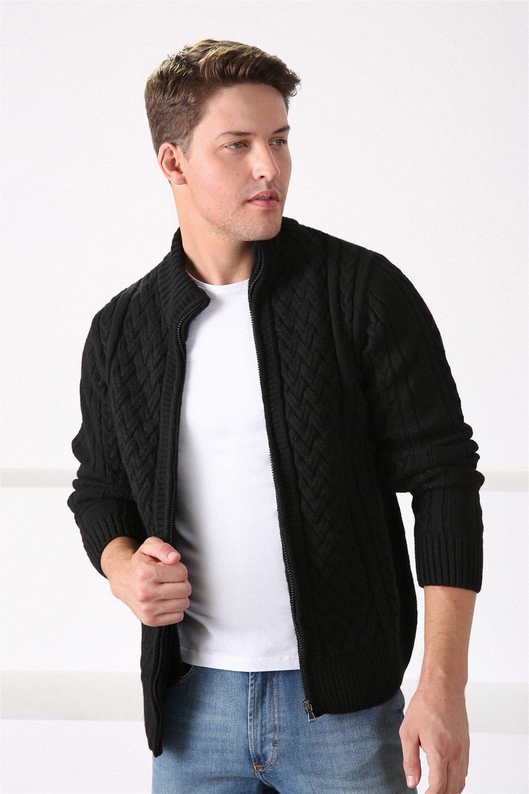 Ferraro Siyah Fermuarlı Kalın Yün Erkek Triko Hırka