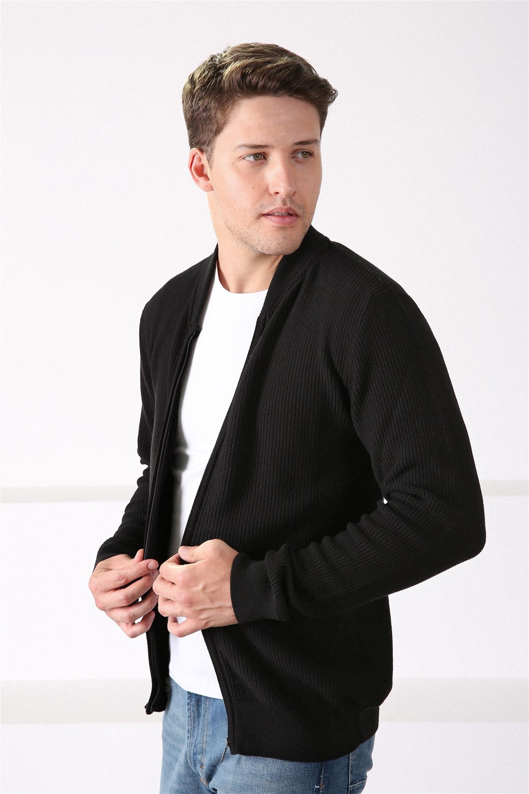 Ferraro Siyah Fermuarlı Pamuk Triko Hırka