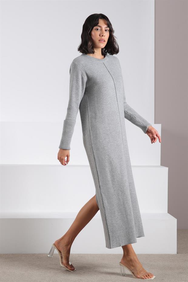 Ferraro A.Gri Arkadan Yırtmaçlı Midi Boy Kaşmirli Uzun Kollu Kadın Triko Elbise
