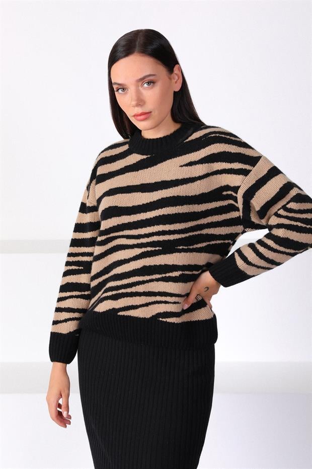 Siyah Bej Zebra Desenli %100 Saf Kaşmir Kadın Triko Kazak