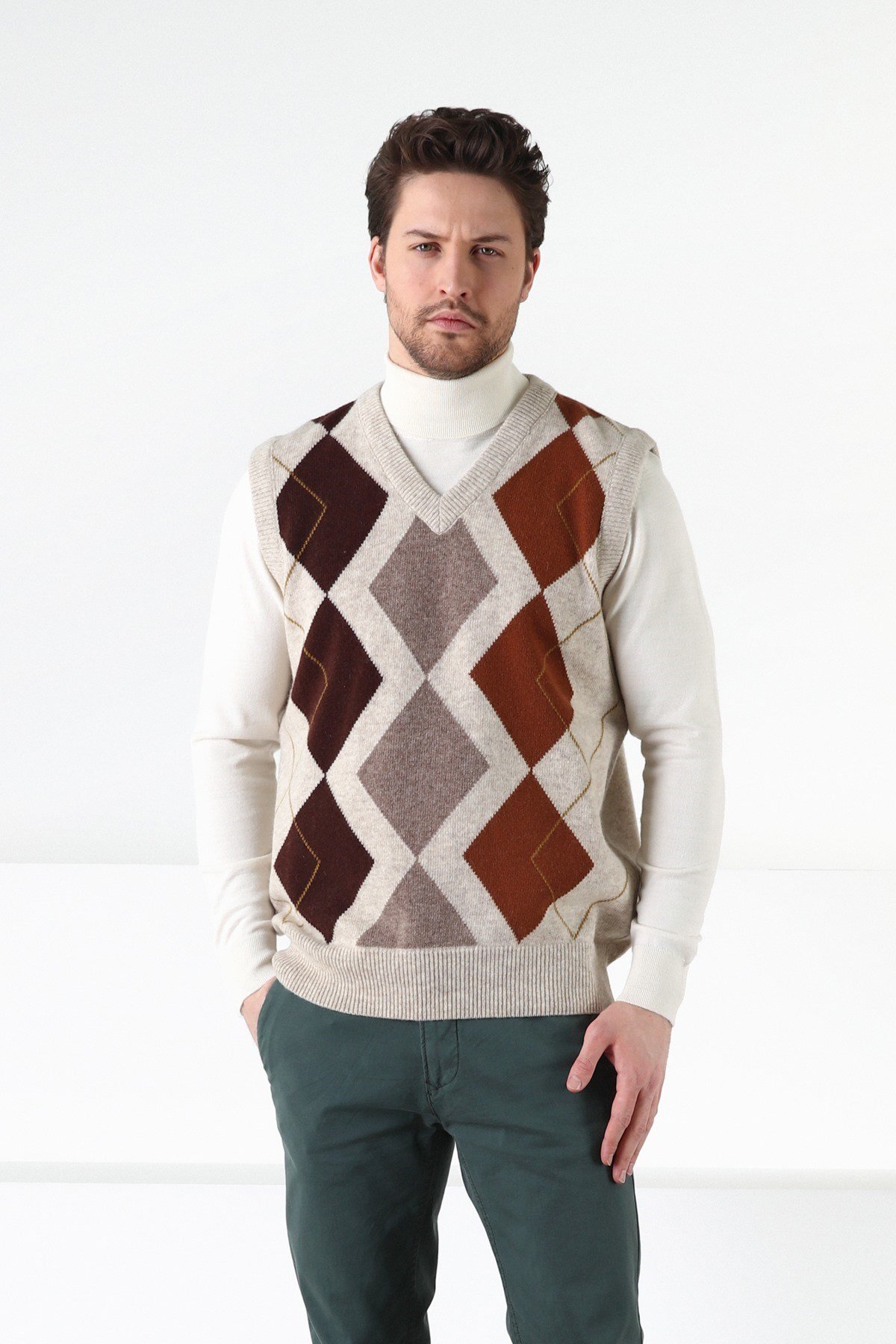 Ferraro A.Bej Baklava Desenli V Yaka %100 Kuzu Yünü Erkek Süveter