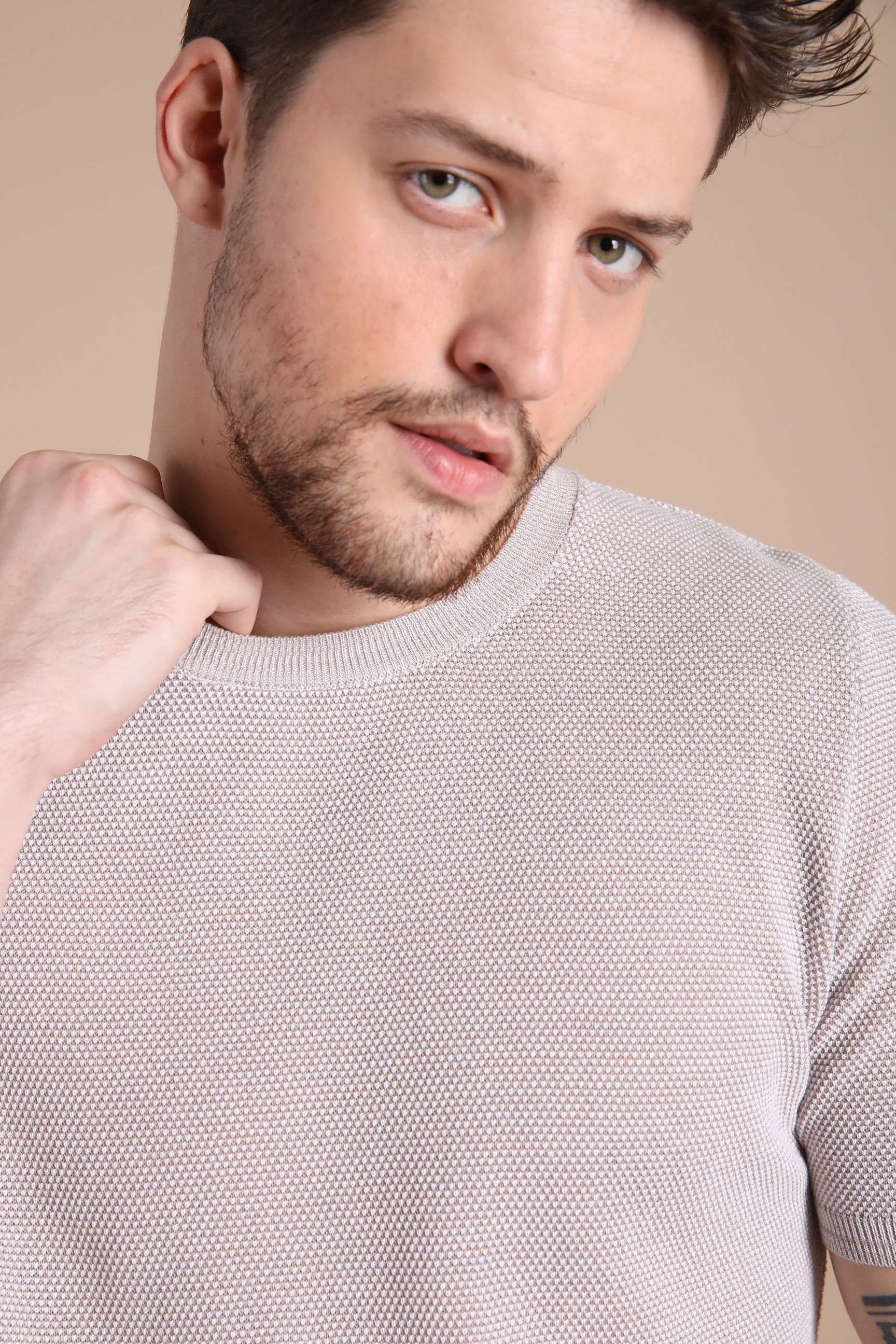 Ferraro A.Bej/Nescafe Kuşgözü Desenli Bisiklet Yaka Erkek Triko T-Shirt