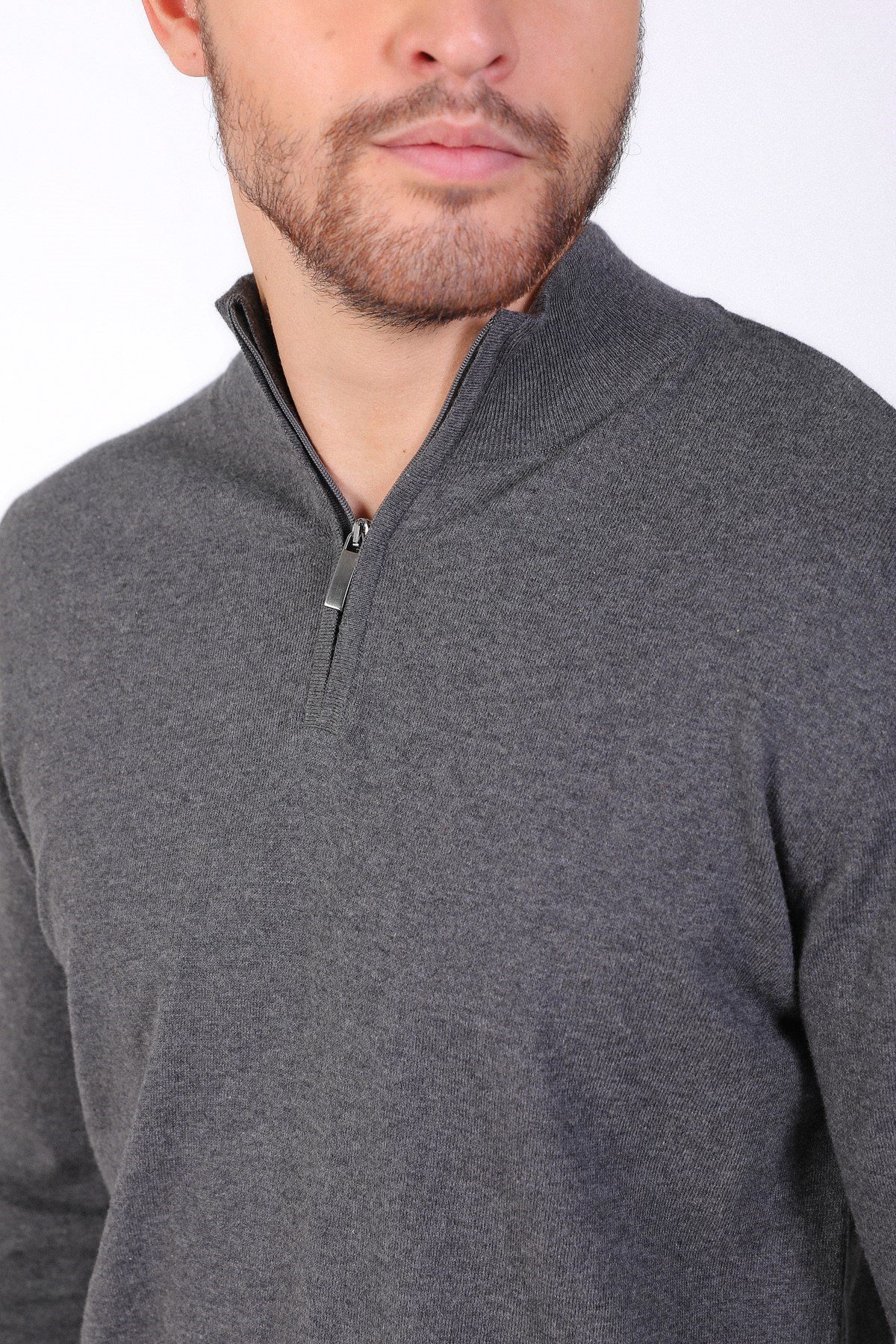 Ferraro Antrasit Dik Yaka Düz Renk Pamuk Erkek Kazak