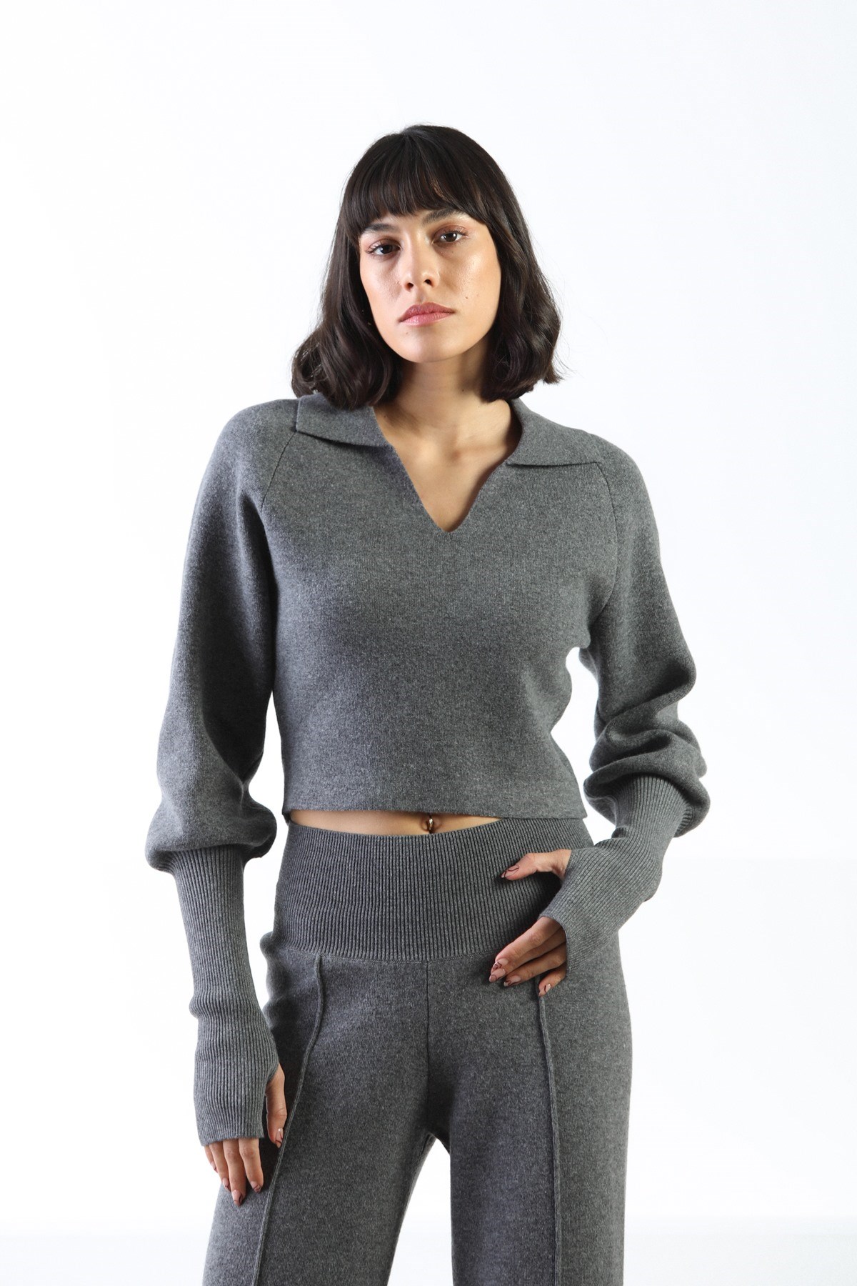 Ferraro Antrasit Uzun Kollu Gömlek Yaka Kaşmirli Kadın Triko Kazak