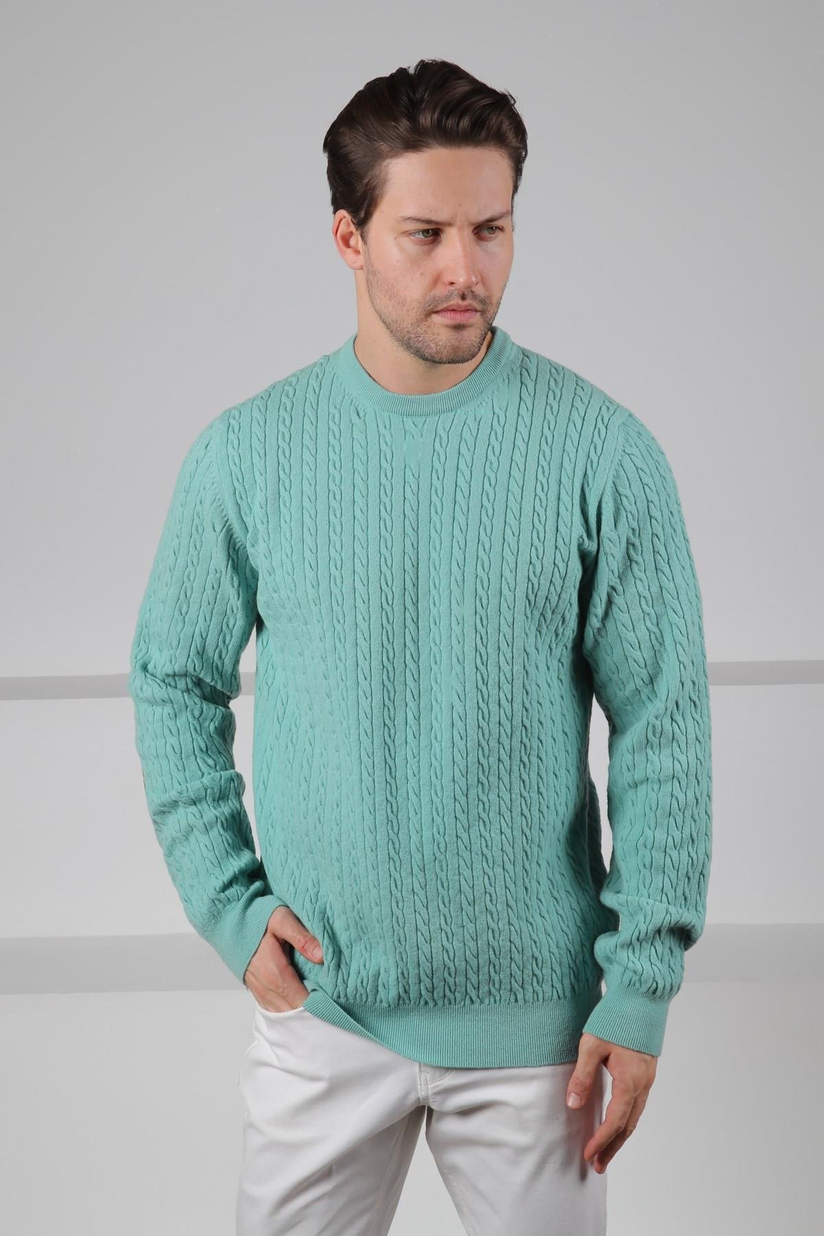 Ferraro Çağla Yeşili Bisiklet Yaka Kabartmalı Saç Örgü Desenli Uzun Kollu %100 Kuzu Yünü Erkek Triko Kazak