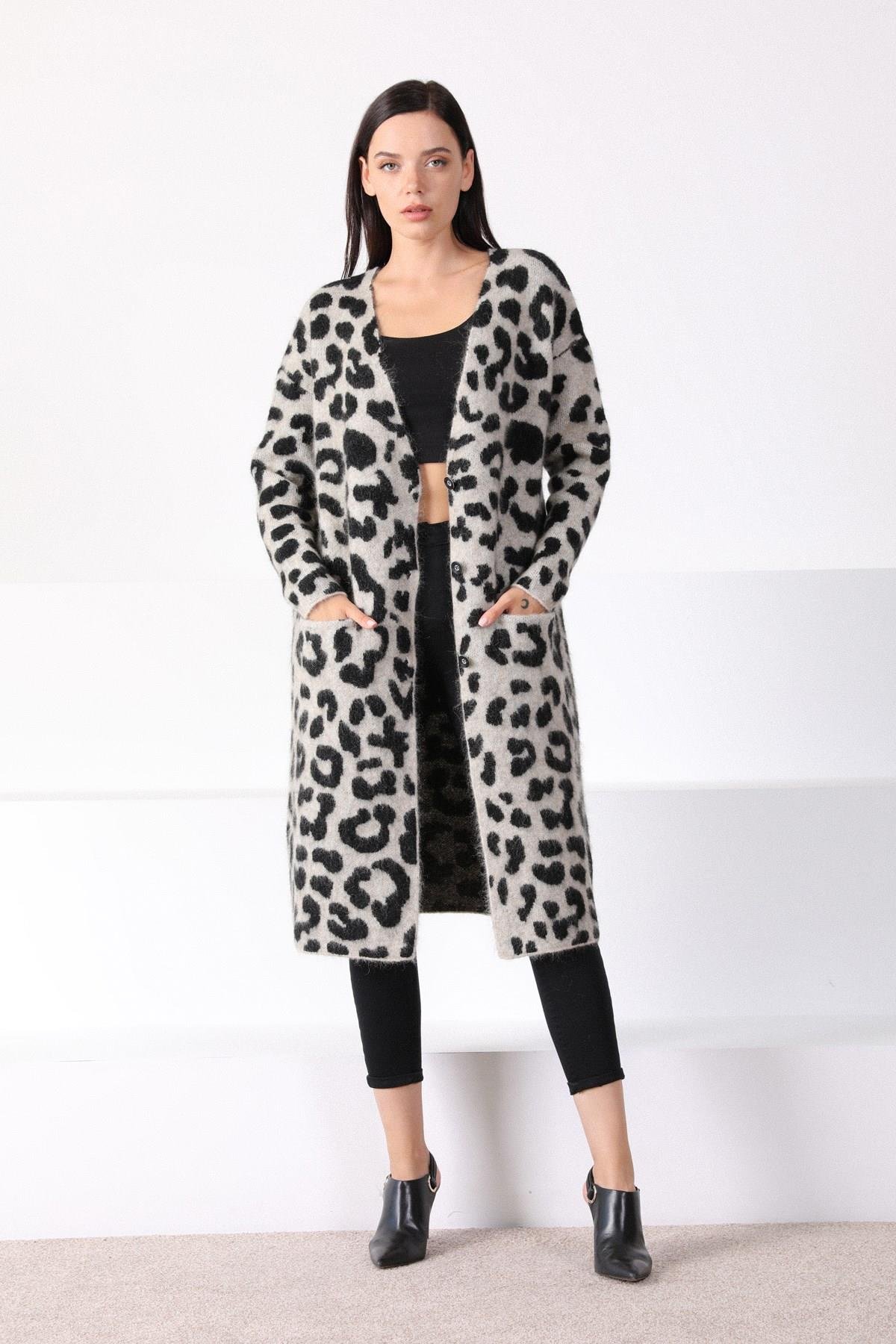 Ferraro Camel Leopar Desenli Yün Karışımlı Kadın Triko Hırka