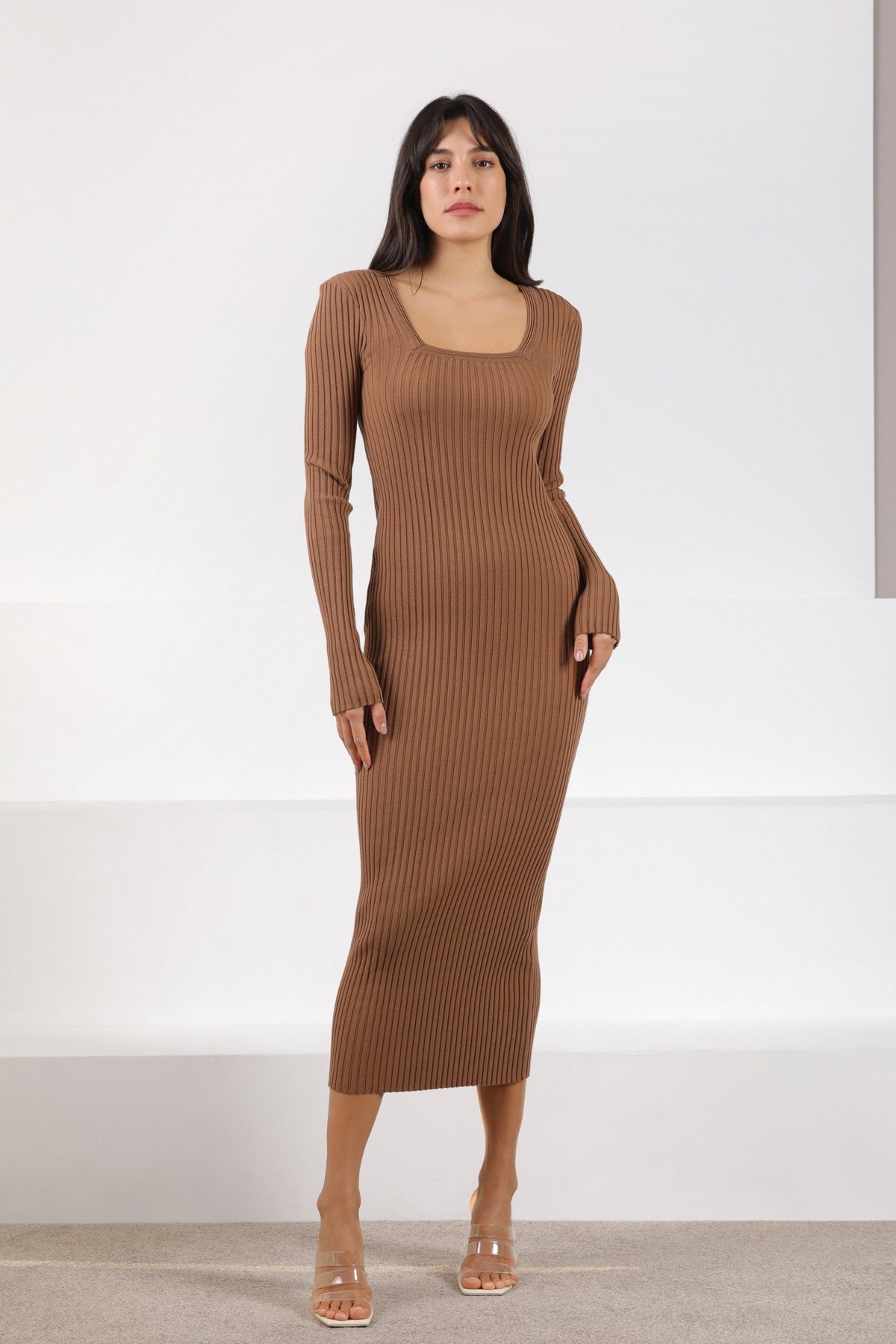 Ferraro Camel Pencere Yaka Kadın Triko Elbise