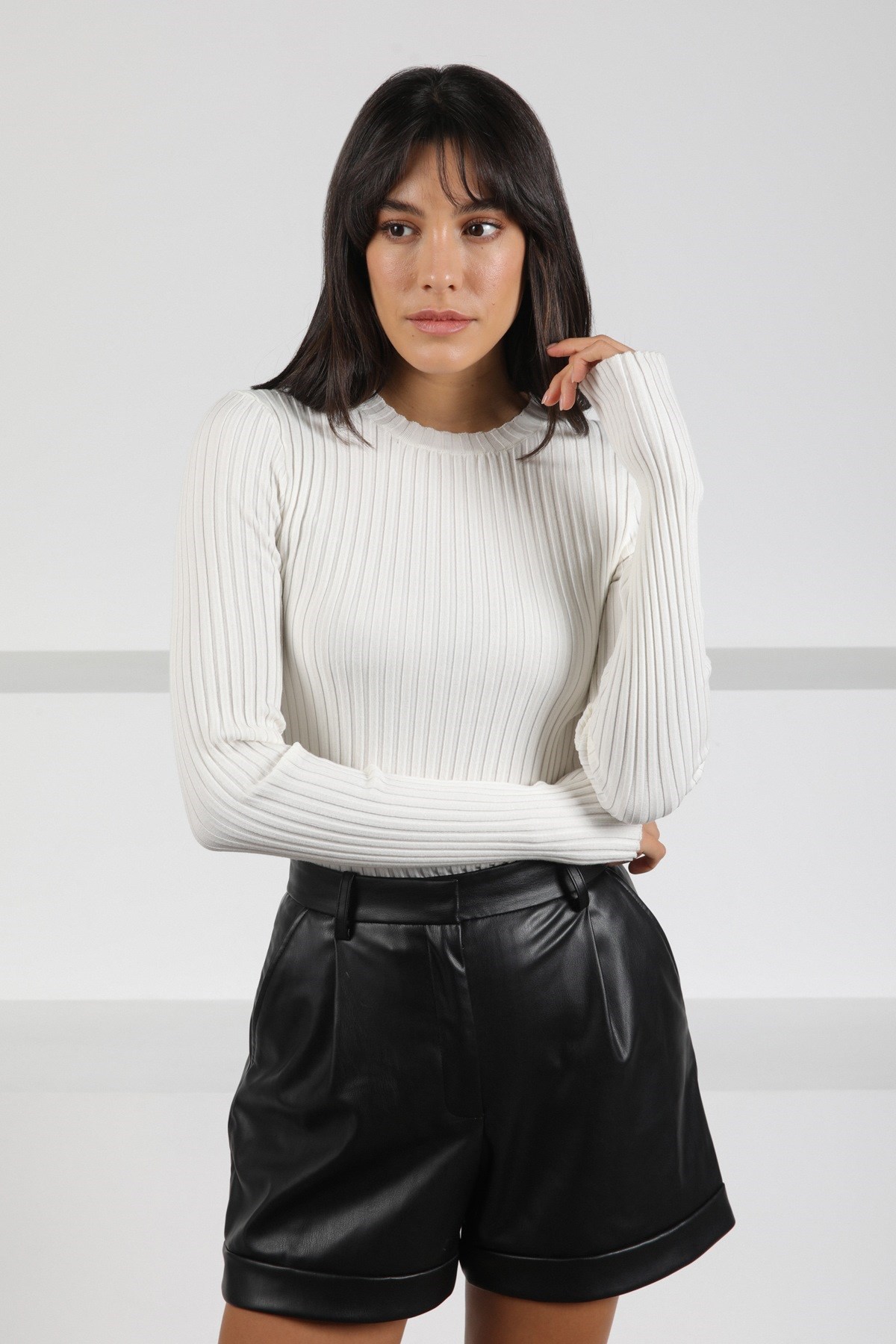 Ferraro Ekru Bisiklet Yaka Pamuklu Kadın Triko Kazak