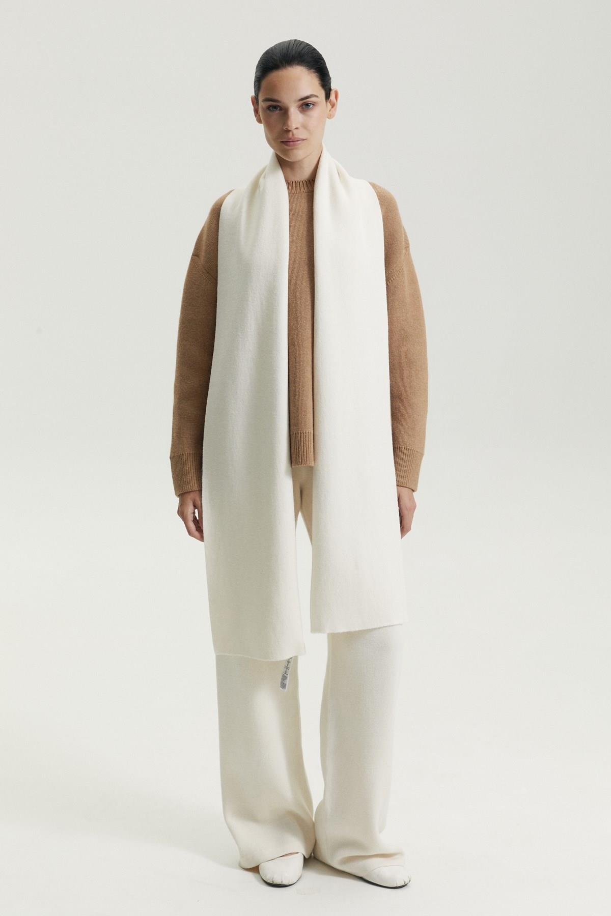 Ferraro Ekru Kadın Atkı