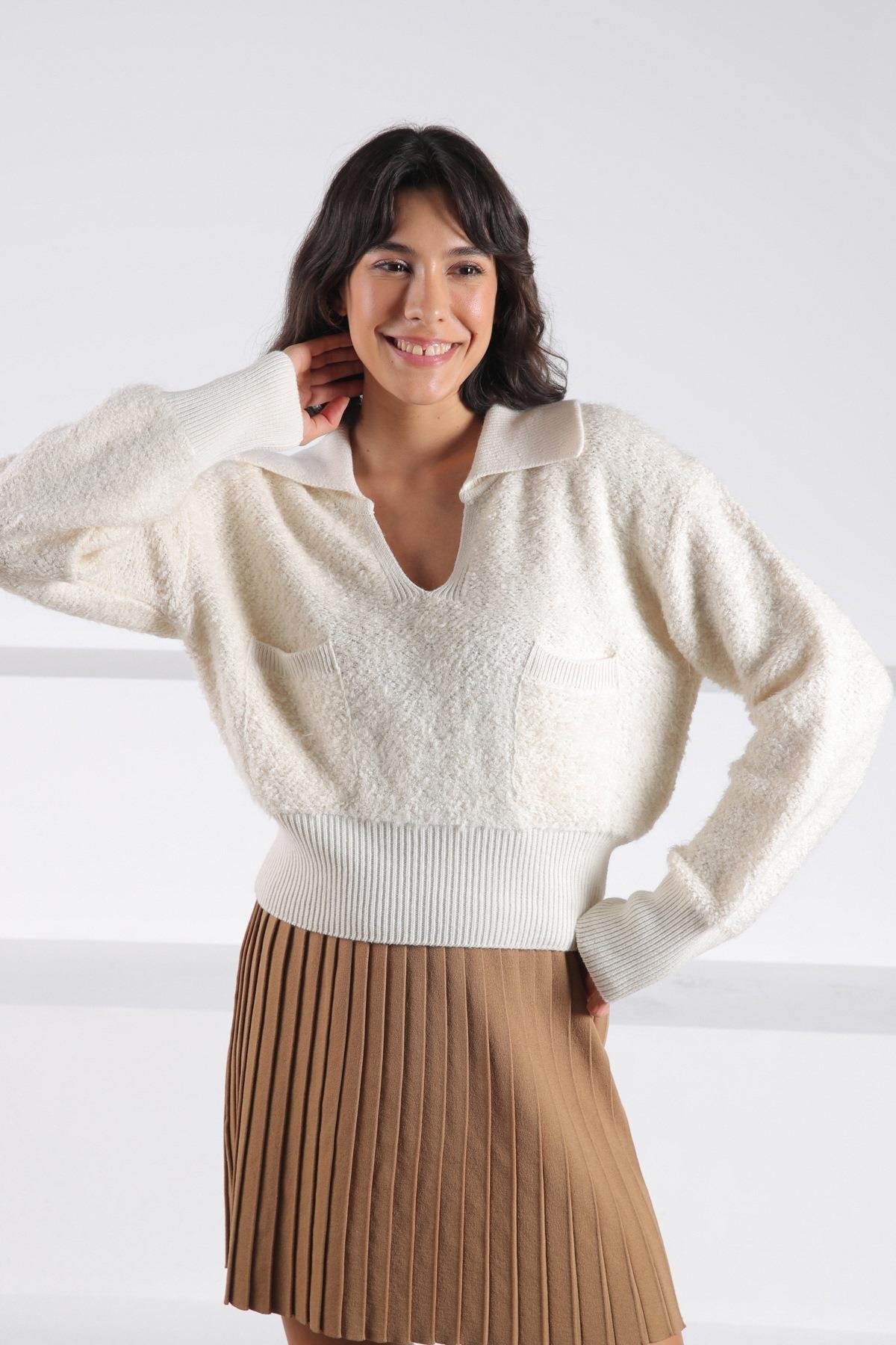 Ferraro Ekru Uzun Kollu Polo Yaka Buklet Kadın Triko Kazak