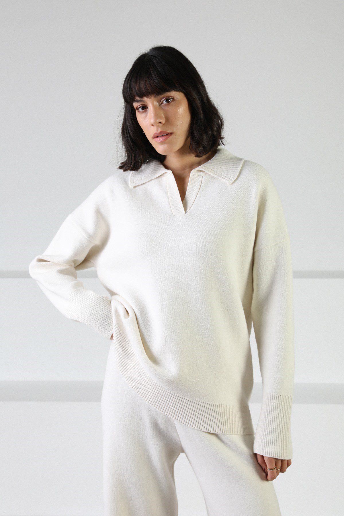 Ferraro Ekru Uzun Kollu Polo Yaka Kaşmirli Kadın Triko Kazak