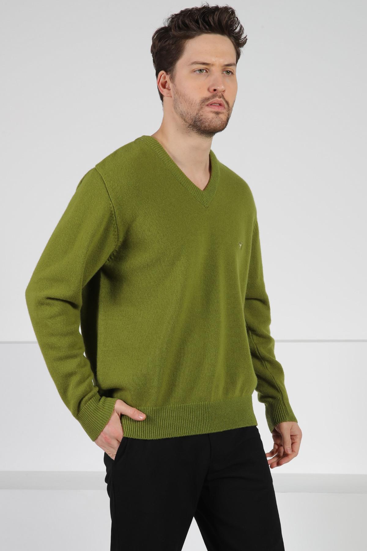 Ferraro Fiato V Yaka Erkek Uzun Kollu %100 Kuzu Yünü Triko Kazak