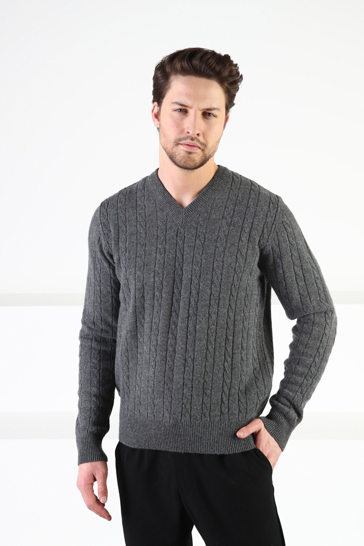 Ferraro Füme V Yaka %100 Kuzu Yünü Erkek Kazak