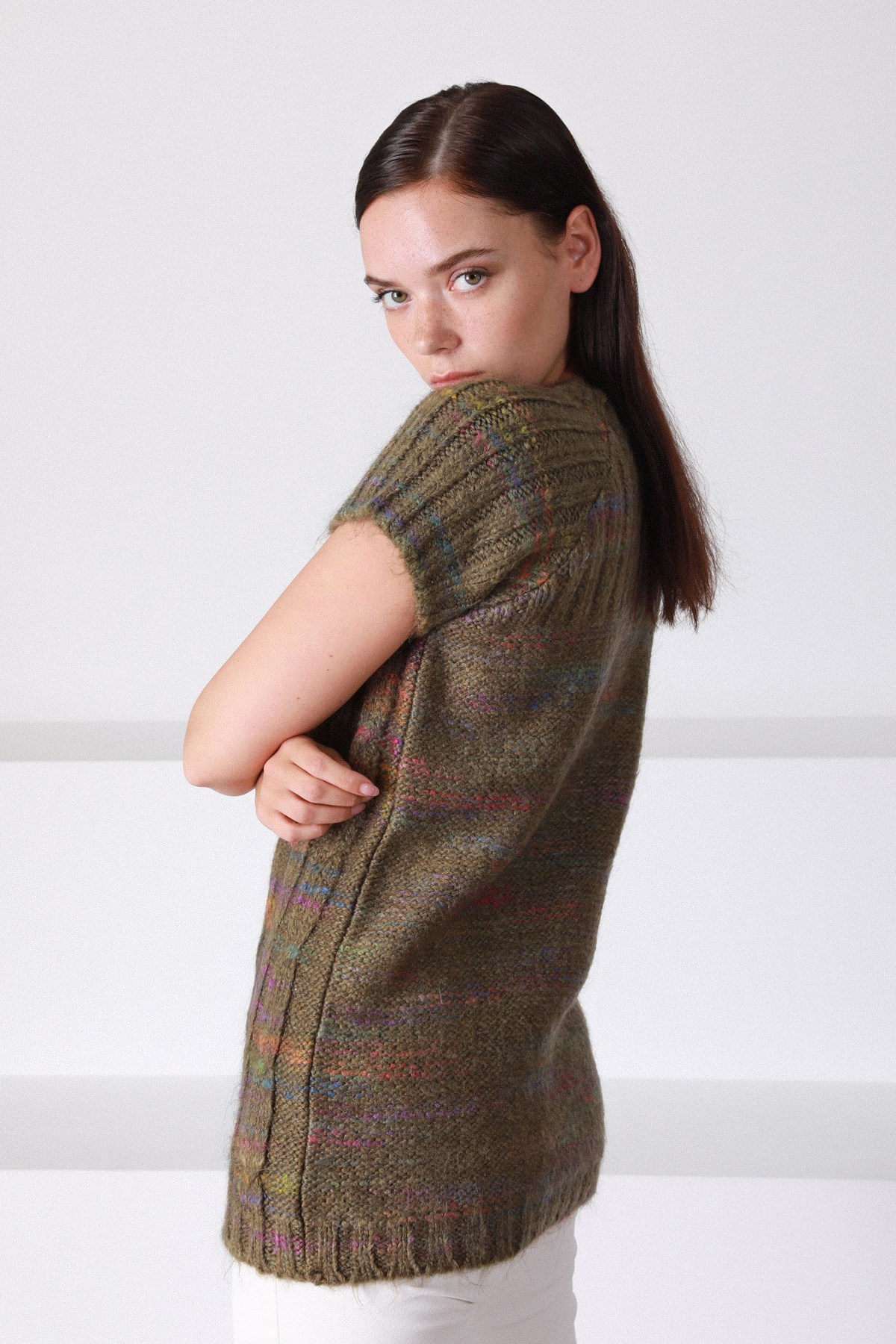 Ferraro Haki Yuvarlak Yaka Yünlü Kadın Triko Kazak