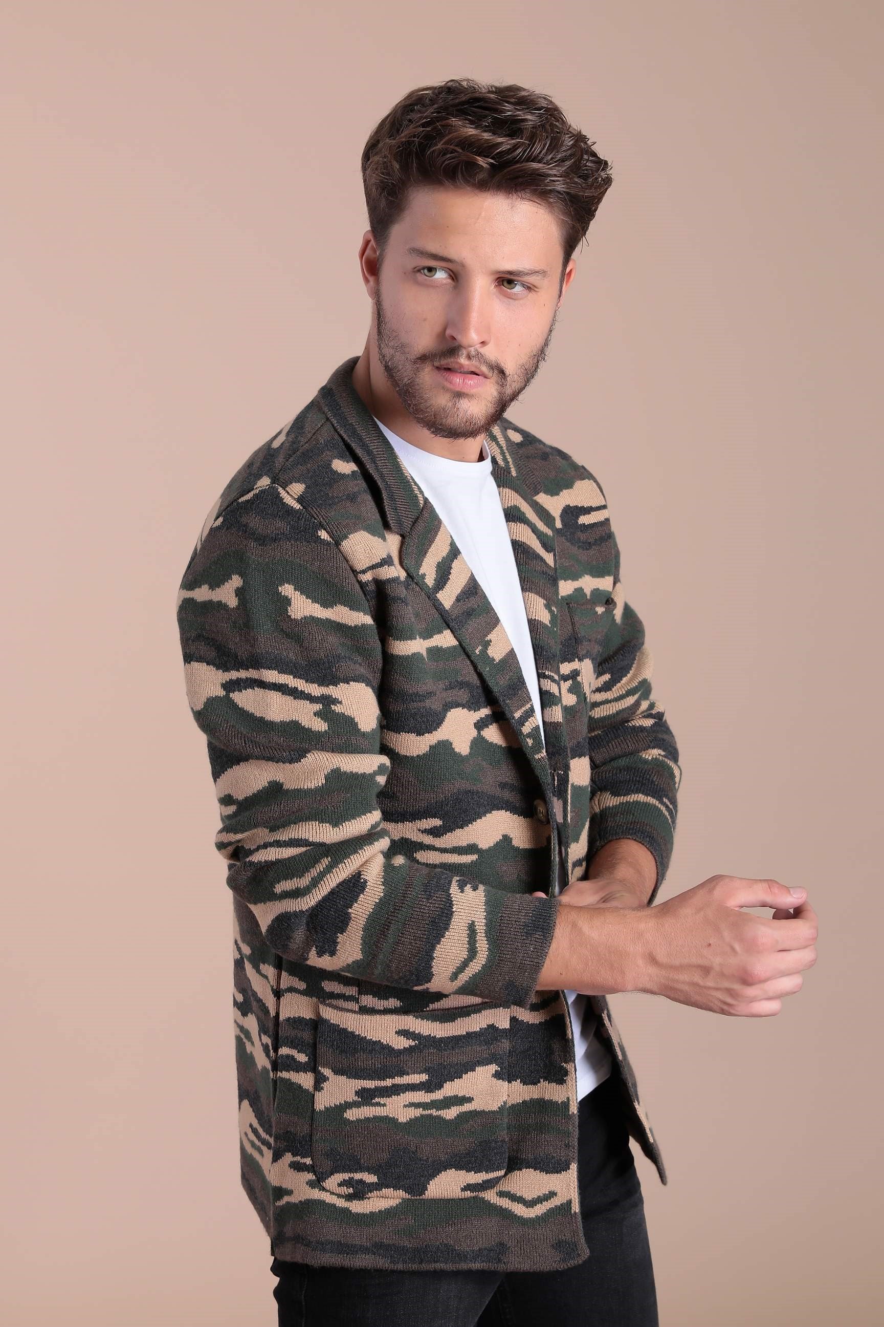 Ferraro Kamuflaj Desenli Yün Triko Ceket