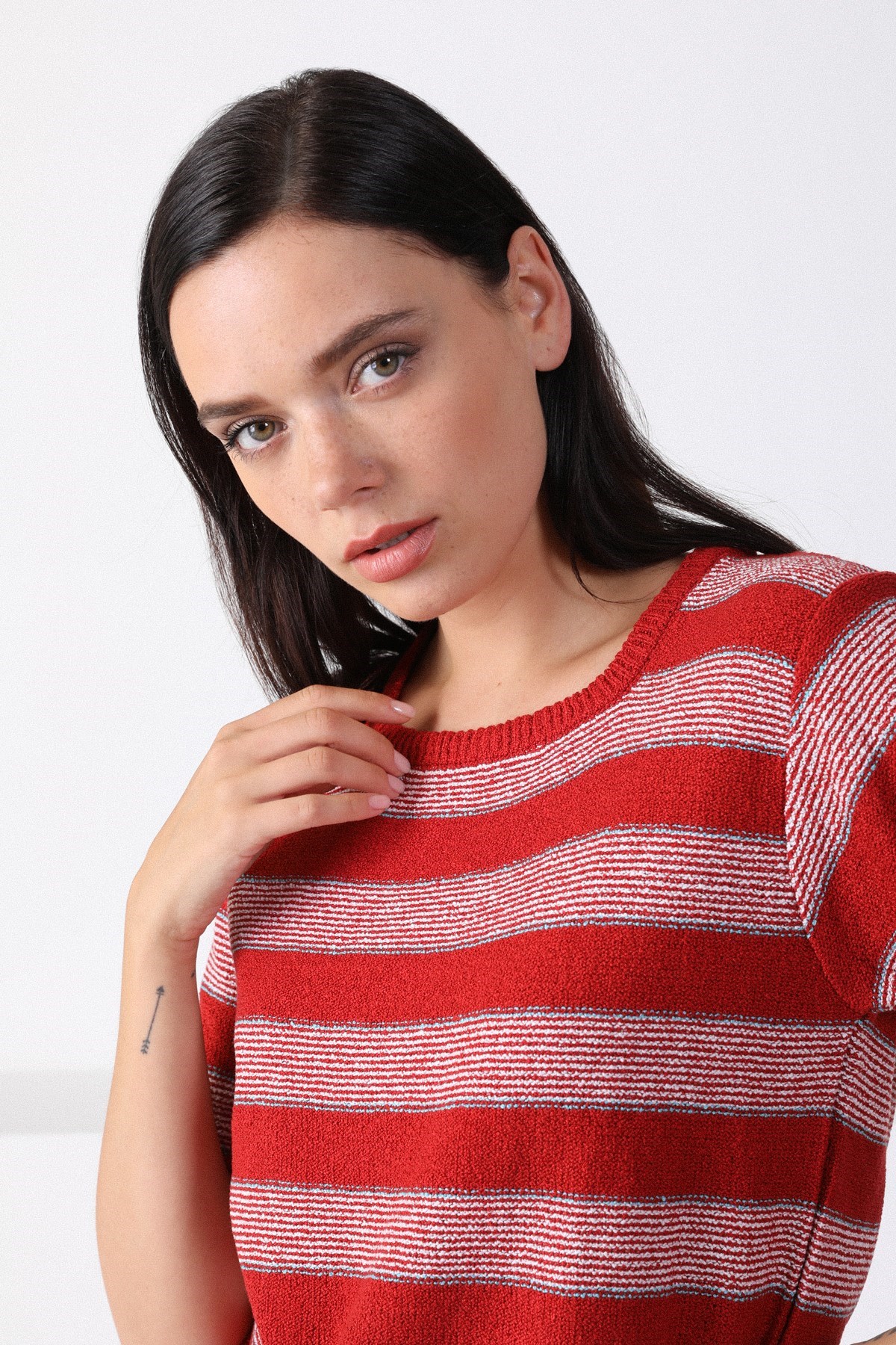 Ferraro Kırmızı Kare Yaka Çizgili Kadın Triko Kazak