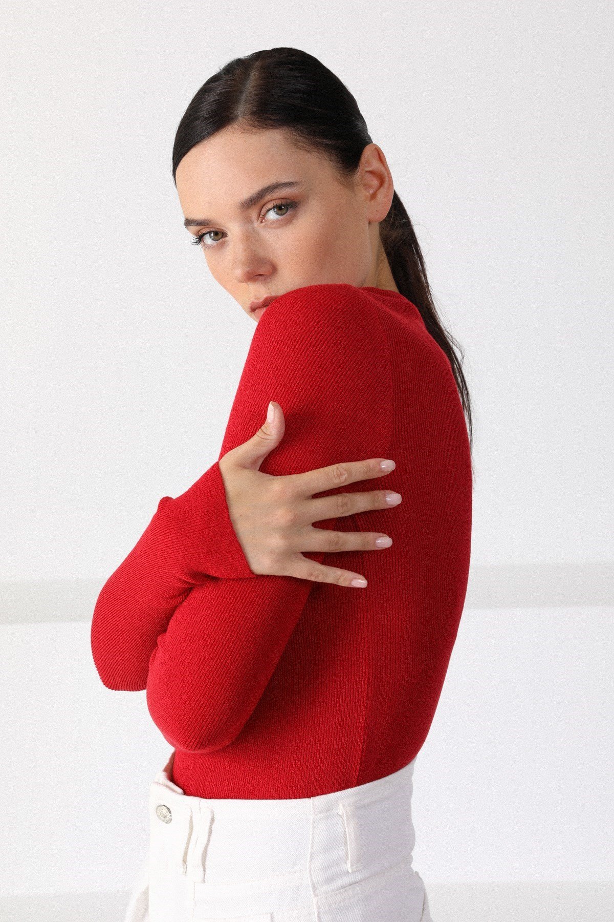 Ferraro Kırmızı Kare Yaka Uzun Kol Kadın Triko Kazak