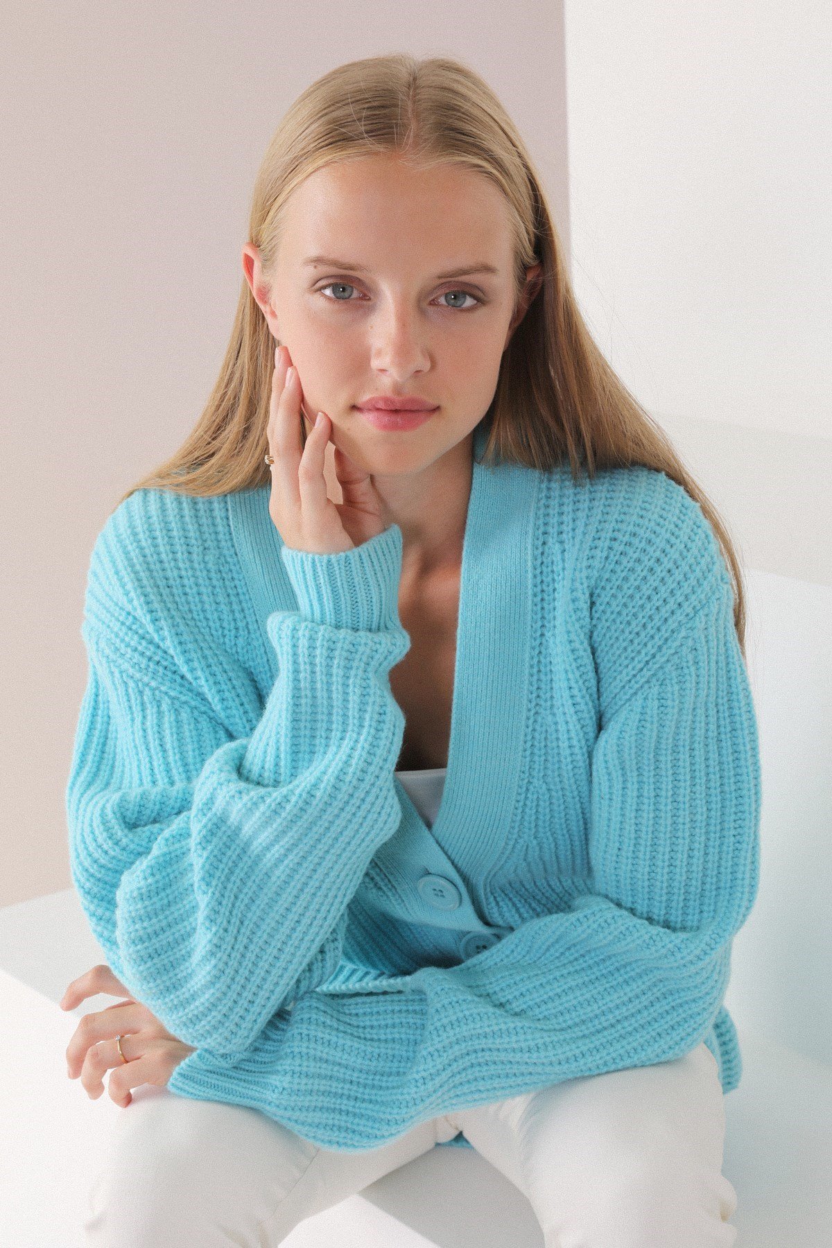 Ferraro Turkuaz Kuzu Yünü Oversize Kadın Triko Hırka