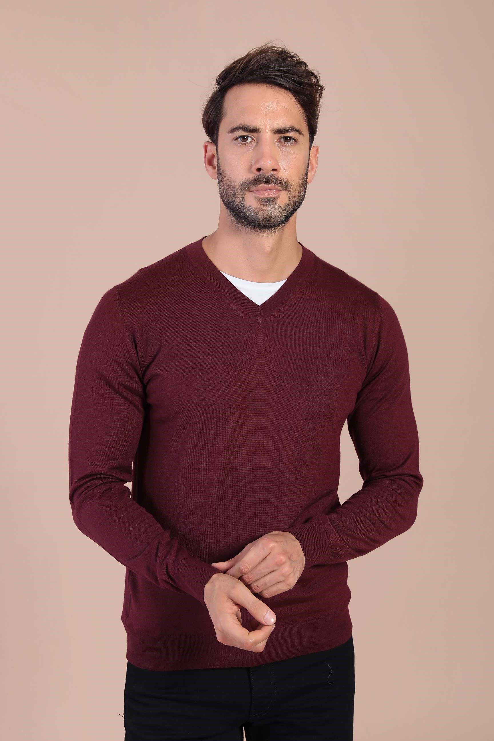 Ferraro V Yaka Superfine Yün Kazak