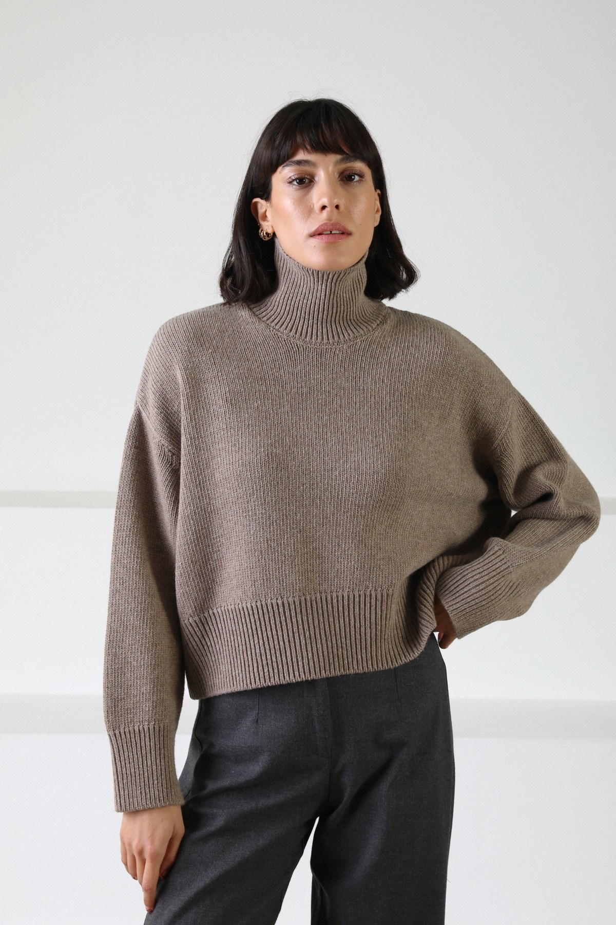 Ferraro Vizon Uzun Kollu Balıkçı Yaka Kaşmirli Kadın Triko Kazak