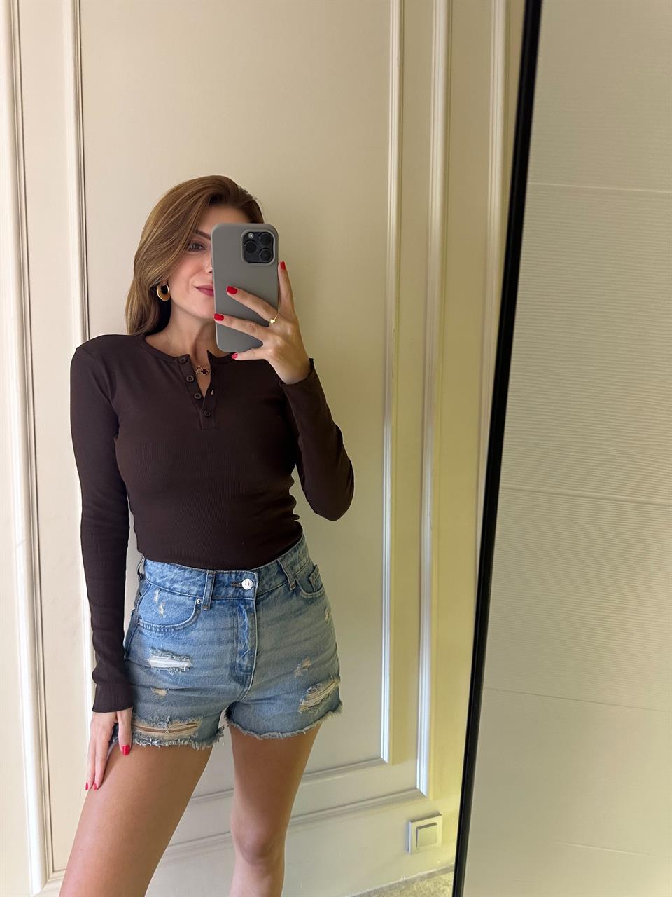 Acı Kahve Dört Düğme Fitilli Bluz