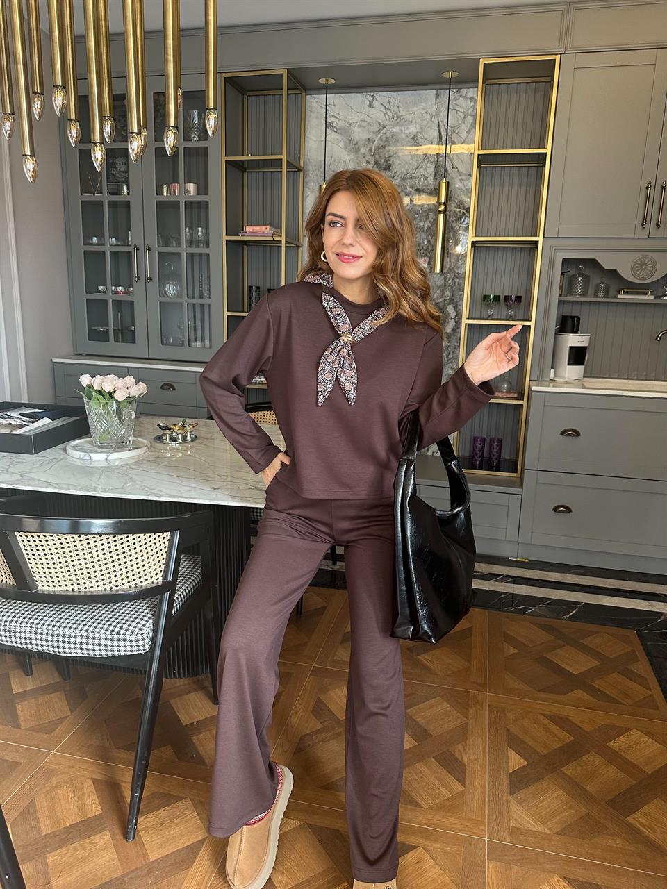 Acı Kahve Fularlı Pamuk Kumaş Takım