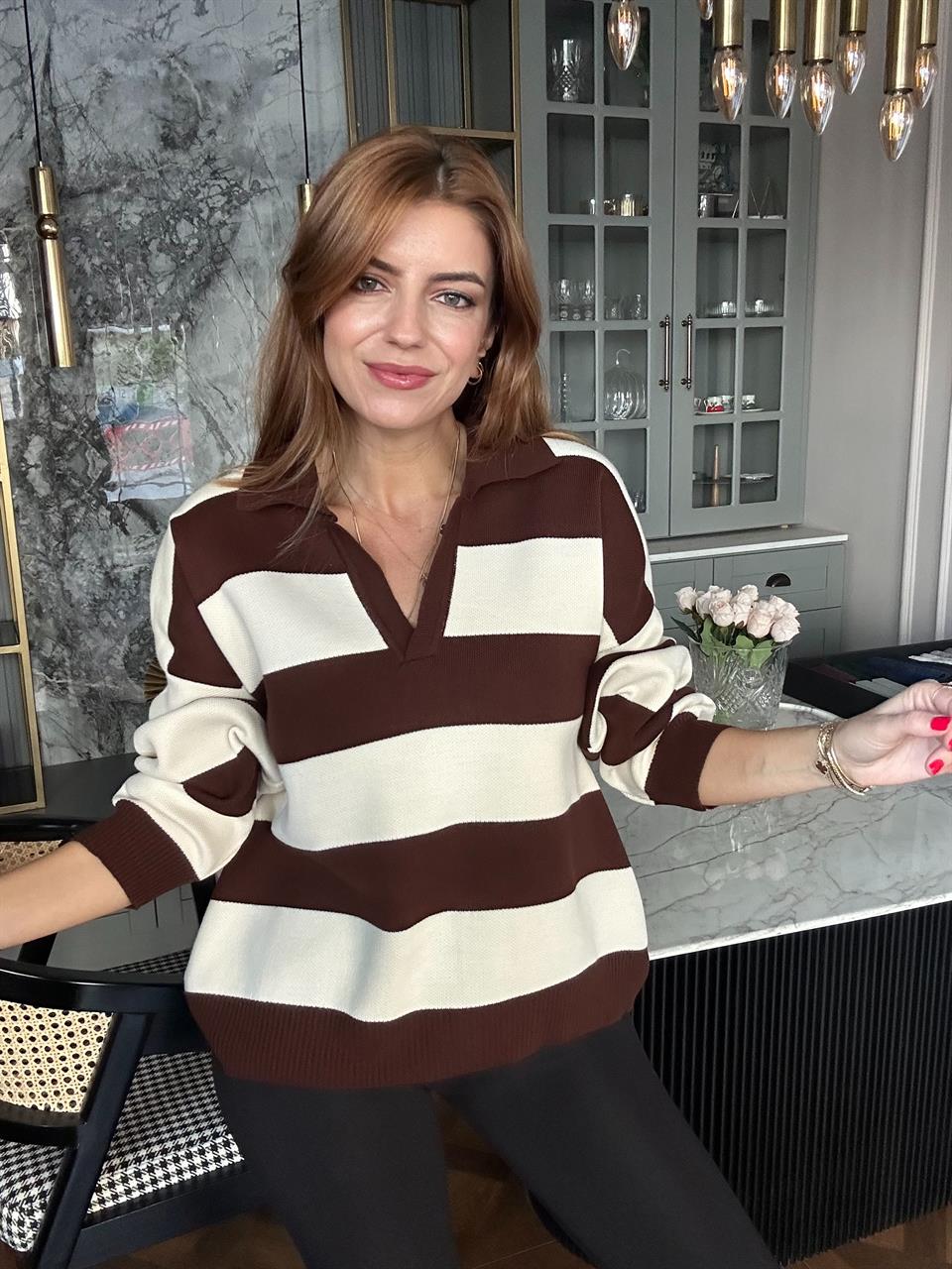 Acı Kahve Kalın Çizgili Triko Kazak