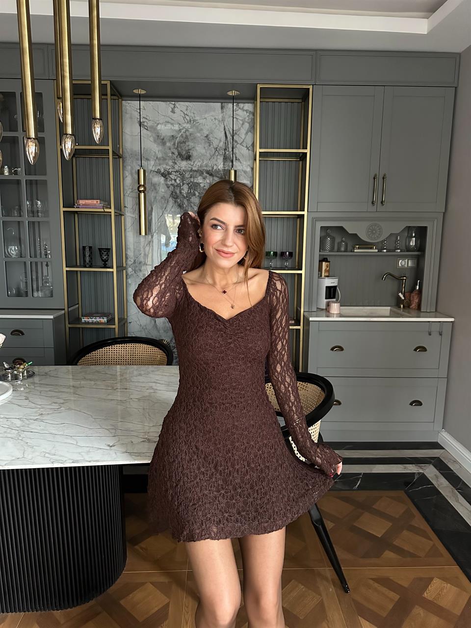 Acı Kahve Kalp Yaka Astarlı Dantelli Elbise