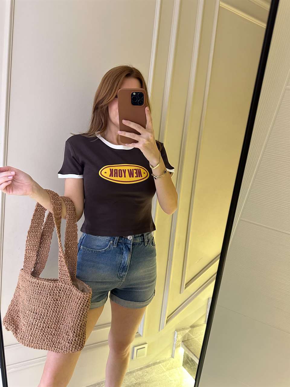 Acı Kahve New York Baskılı Biyeli Tişört