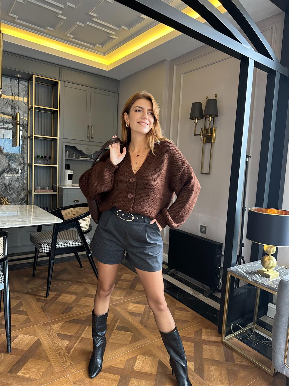 Acı Kahve Oversize Salaş Yün Hırka