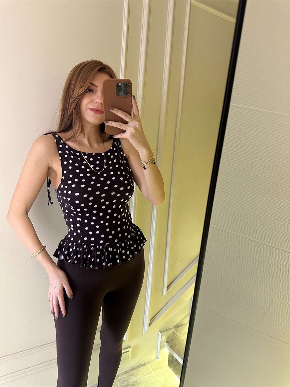 Acı Kahve Puantiye Desen Bağlamalı Bluz