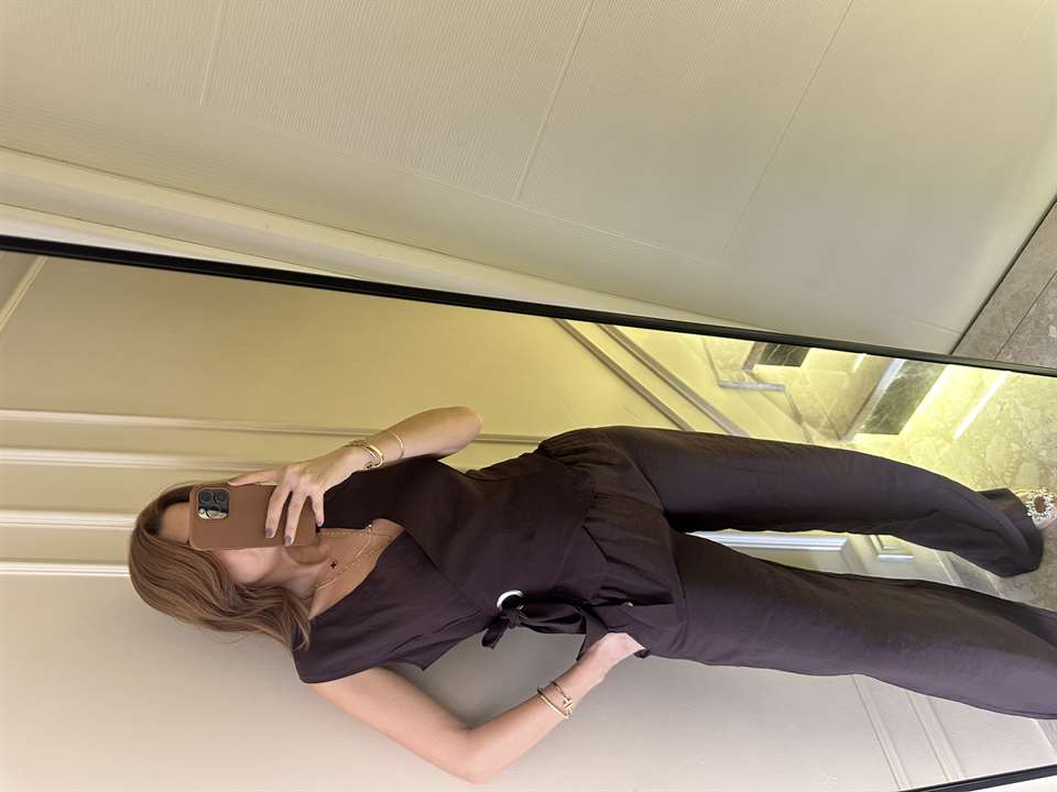 Acı Kahve Tensel Kumaş Kruvaze Yaka Bağlamalı Takım