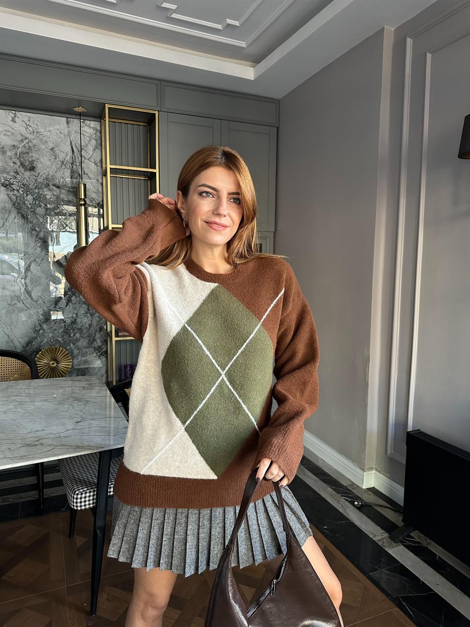 Acı Kahve Yumoş Baklava Desen Triko Kazak