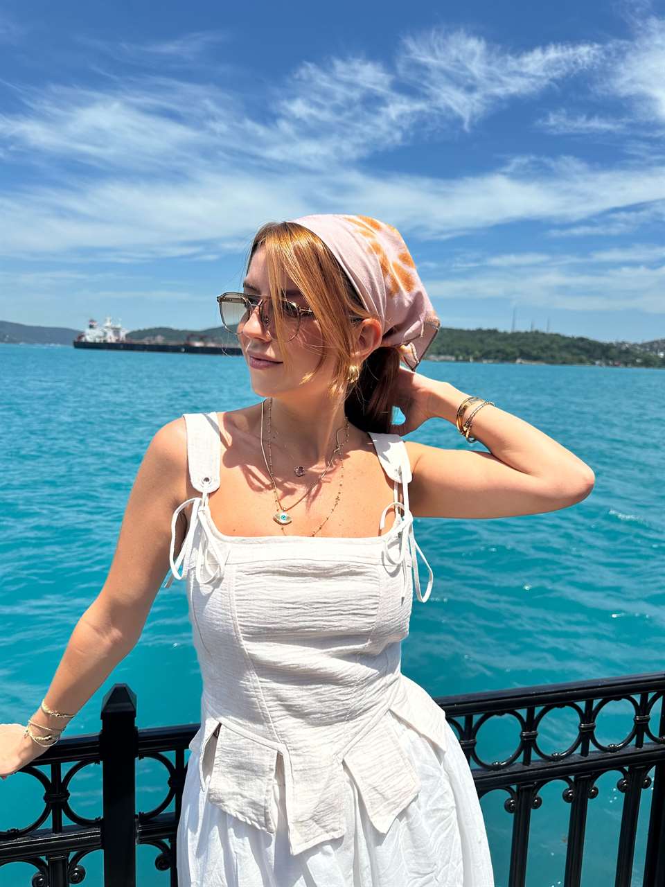Bej Askılı Keten Korse Bluz