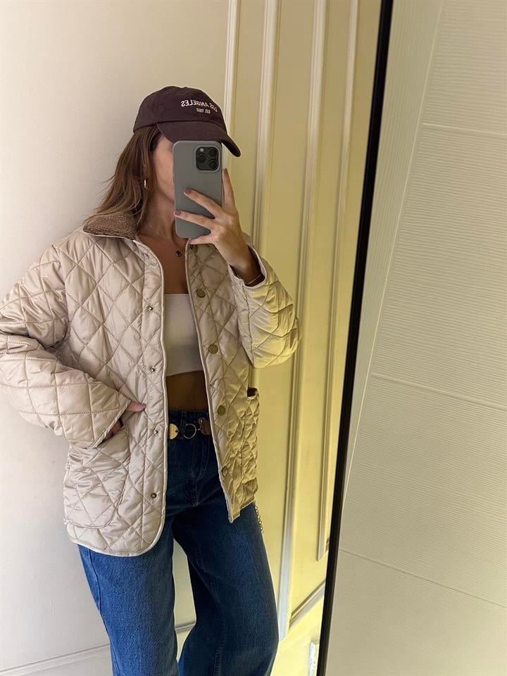 Bej Garnili Kapitone Ceket