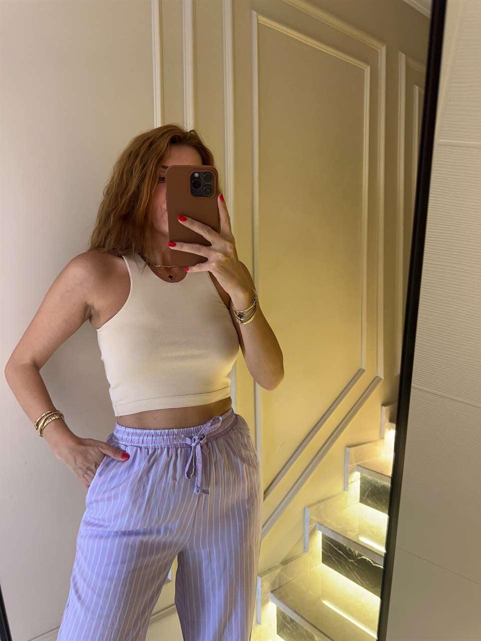Bej Kolsuz Crop Top
