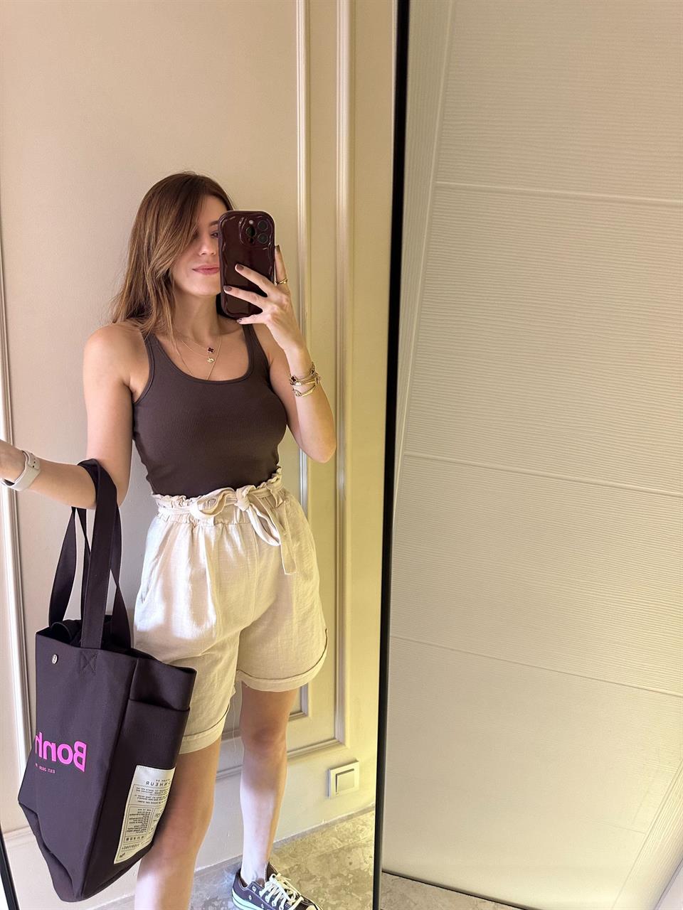 Bej Önden Bağlamalı Keten Şort