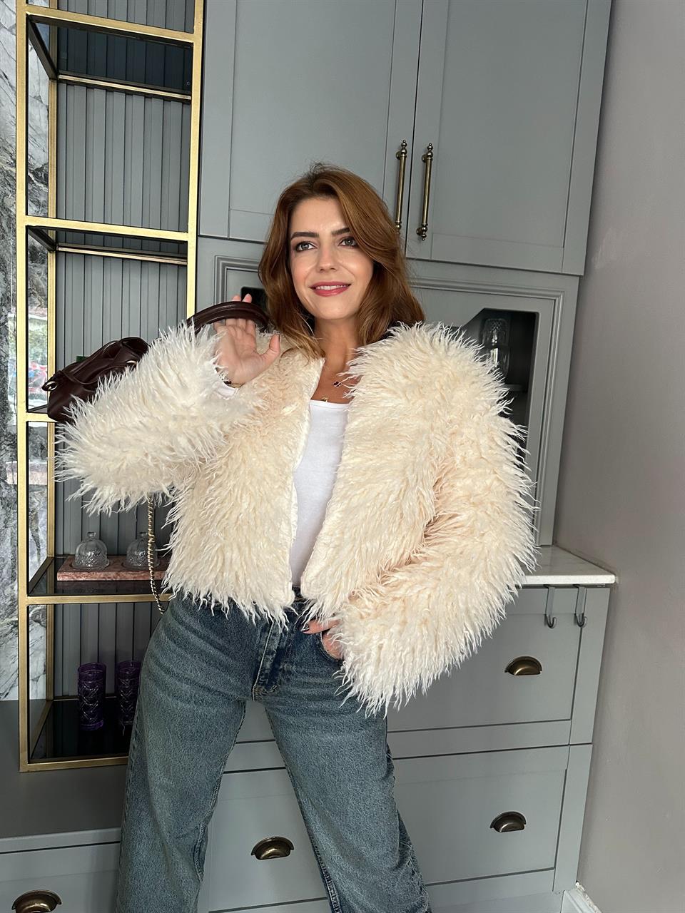 Bej Püsküllü Kürk Ceket