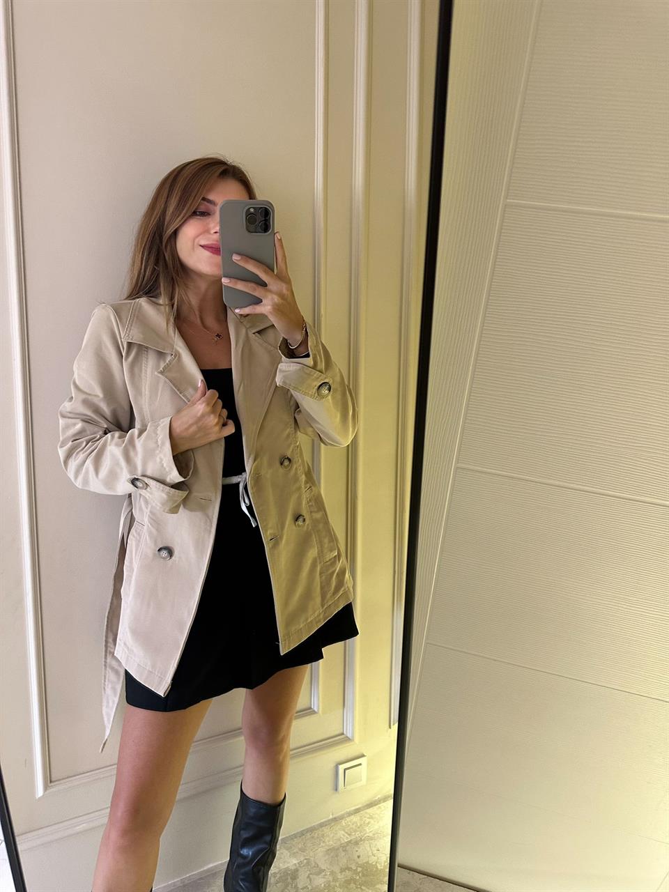 Bel Bağlama Mevsimlik Trençkot