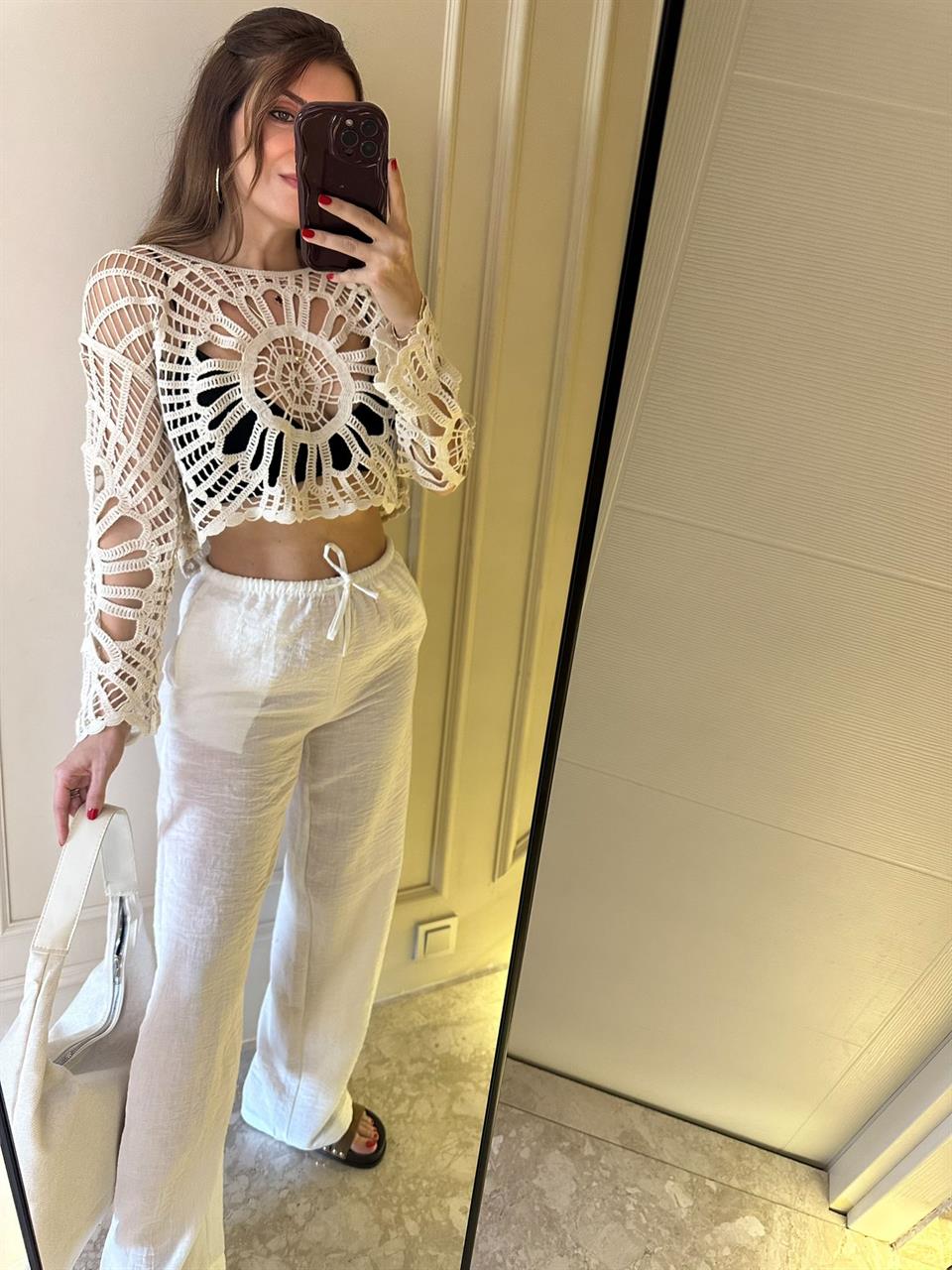 Beyaz Bel Bağcıklı Bol Paça Keten Pantolon