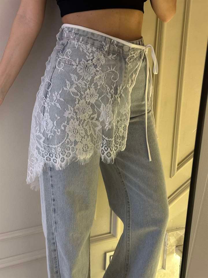 Beyaz Dantelli Pareo Etek