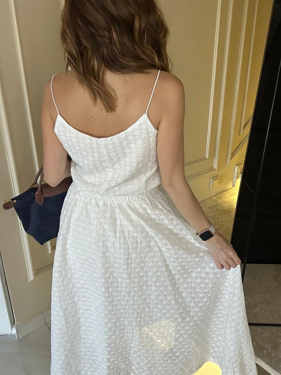 Beyaz Fisto Askılı Etek Bluz Takım